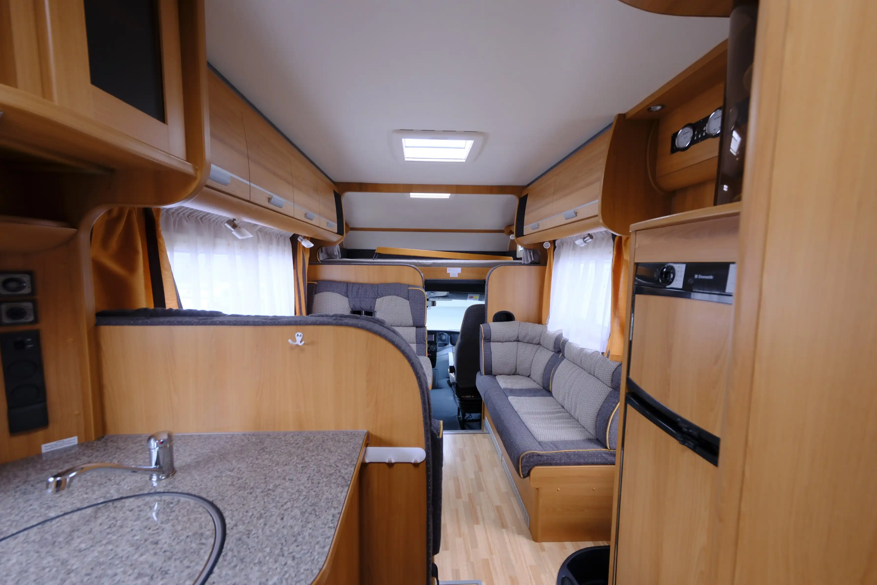 DETHLEFFS A 800 XL Globetrotter